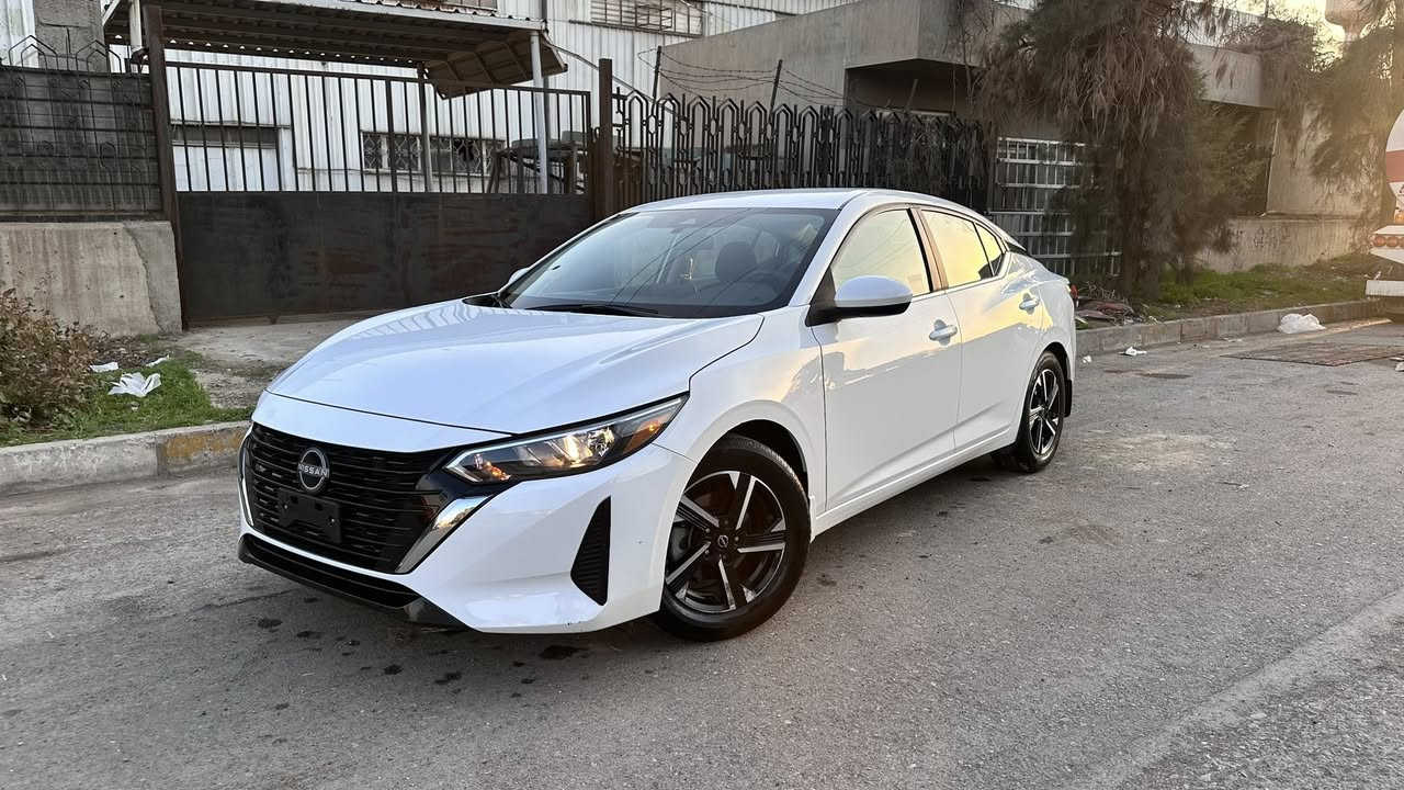 سلام عليكم
نيسان سنترا
موديل2024 
حادض فقط قباغ صندوق شبرتين صبغ
بيدون دواخل +بيدون ارباك 
ماشي 18. الف
مواصفات (SV)
سعر💣🔥
مكان سياره اربيل 
واتساب كورك ***********☎️
