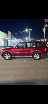باجيرو ٢٠٠٨ بدون ضربة باسمي تحويل مباشر  فقط كلير قطعتين بسبب جراد لان...