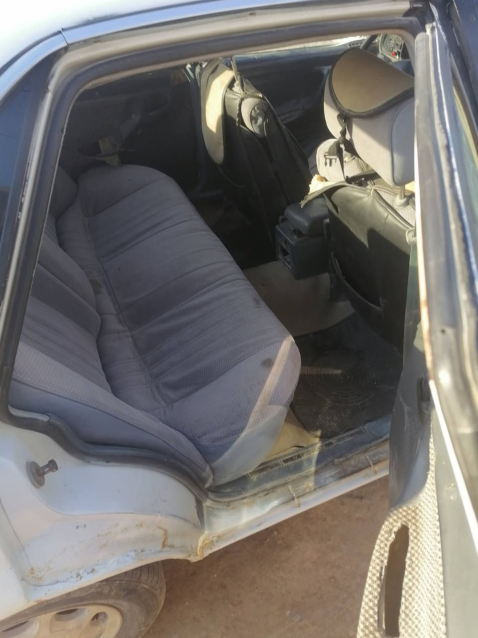 السلام عليكم دايو برنس موديل ٩٣ سنويه لل٢٦ السياره شغاله وخير من الله كهربائيات كله شغاله تخم تاير بيهه وكاله راعيه موجود بلسنيه السياره شوفت عينك كهربائيات كلهن شغاله بخاخات بلكات فيت بم جدد
السعر ١٤ وبيهه مجال قليل للاستفسار ***********
الديوانيه قضاء السدير
