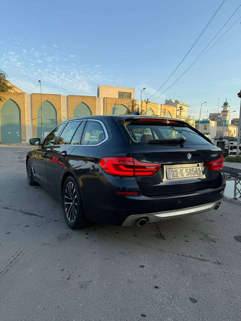 * السلام عليكم ورحمة الله وبركاته
* للبيع او المراوس حسب القناعة
* BMW G31 موديل ٢٠١٨
* وارد خليجي رقم اربيل الدولي سنوية جديدة مع هزة جديدة 
* السيارة معروفة مواصفاتها 
* بيها صبغ بكصة البنيد فقط 
* على كد شبرين بدون دواخل 
* والسونار موجود
* ماشية ٥٣٠ الف كيلو 
* السيارة كيرها ومكينتها متبدلة
* بكير ومكينه شد جديد مال زيرو
* على ايدي شديتهن
* عليها سيرفس كامل من كل شي 
* جاهزة من كل النواحي 
* ترايك وين متريد
* السعر ١٦٥ وبيها مجال قليل
* مكانها بغداد حي العدل
* ***********
