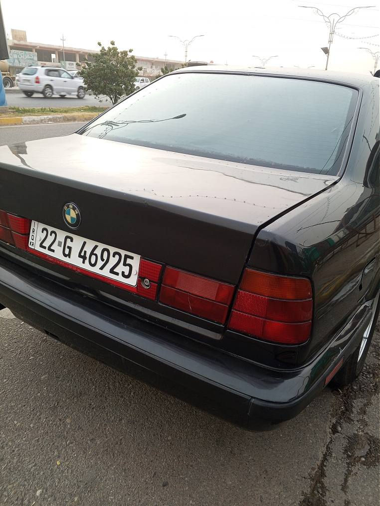 سەرەتا بەناوی خوای گەورە بیئێم 525 بیلاد کەپس مۆدیل 93 گێرو محرک بەشەرت تەبرید کوشن جلد سوکان ڤۆلیوم دەبل ئێرباگ تایەو ویلی لۆکە بەڵام دەبڵەکانی تەقیوە سێرفزی عامی بۆ کراوە سەیارەکە ماڵی خۆمەو هی مەعرەز نیە بۆ‌ زانیاری زیاتر پەیوەندی بکەن *********** كركوك, العراق
