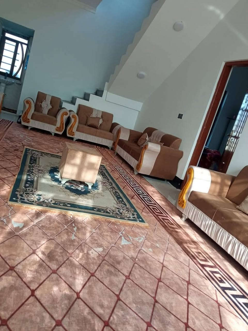 سلام عليكم اني اسوي حسب طلب القنفات اي موديل بالكم  مكاني محافظة الديوانية قضاء الحمزة الشرقي ع شارع العام قرب الجامع خانة رقمي 
***********
