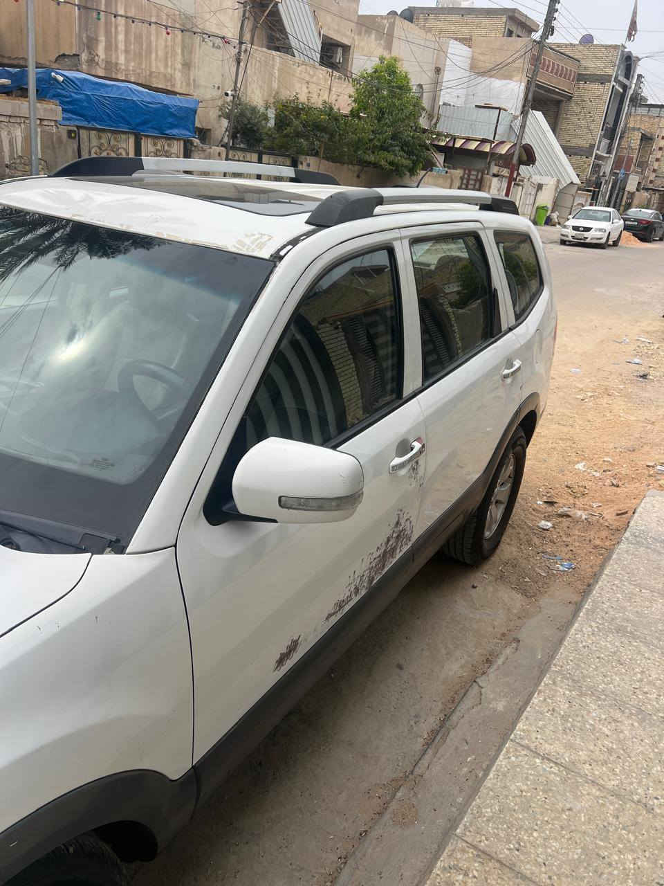 مهافي للبيع موديل 2010
خليجي فول مواصفات تحويل ثاني يوم مكان بغداد الشعب 
السعر 95 وبيها مجال 
اي سؤال اتصل على الرقم *********** اني مكلف بالنشر ملاحضه السياره بيها جفيه خفيفه
