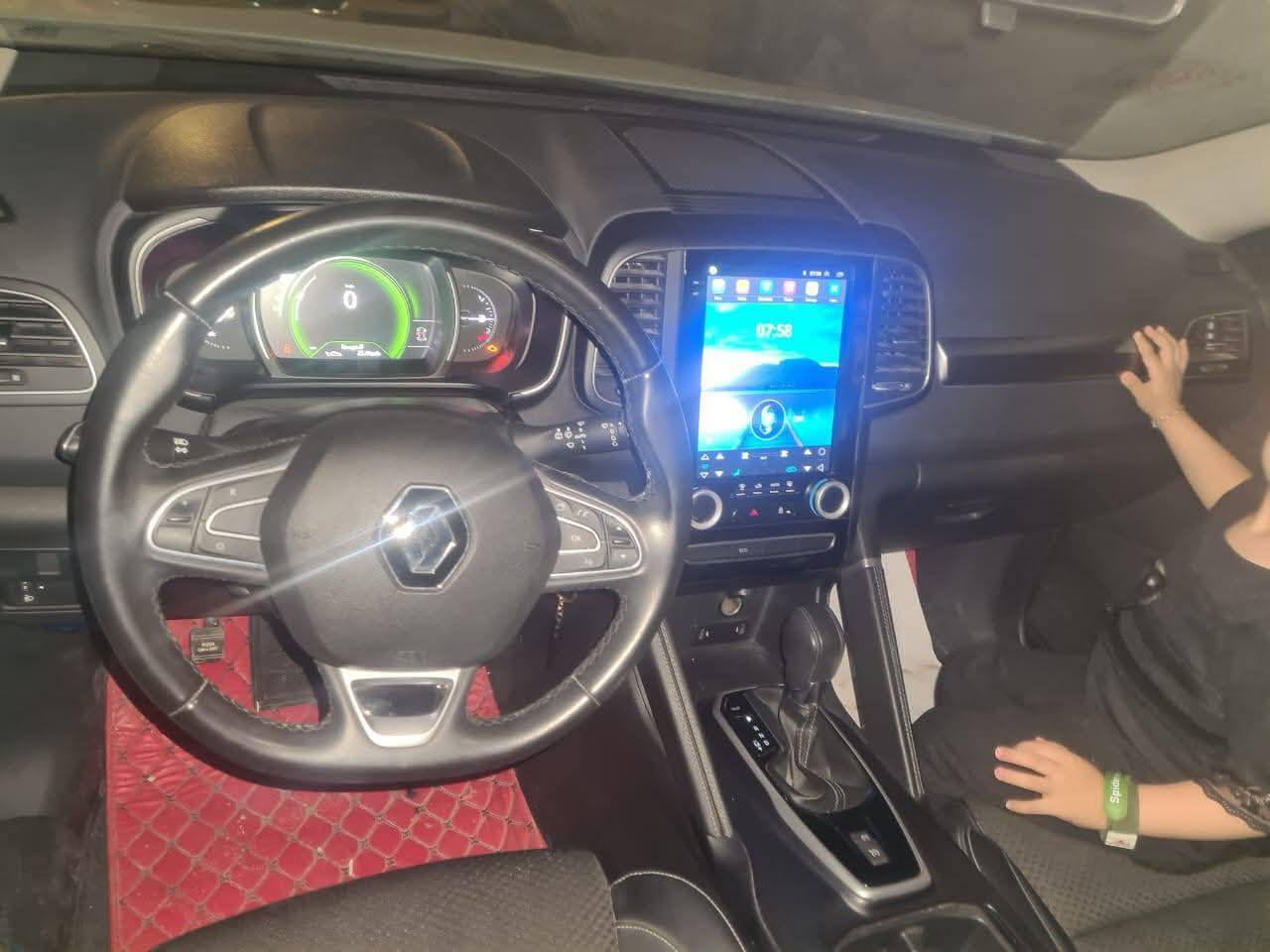 كوليوس (PE) موديل 2023
سعة المحرك : 42.516 اسطوانات

علبة التروس : أوتوماتيكي 7 سرعات

القدرة الحصانية : 170

استهلاك الوقود : 6.9/100

سعة خزان الوقود : 601

مواصفات PE

• نظام منع انغلاق المكابح - نظام مساعدة في حالات الفرملة الطارئة
•  الضغط للتحدث التعرف على الصوت
• وسائد هوائية للسائق والراكب
• غطاء لحقيبة الأمتعة
• مساند رأس أمامية وخلفية قابلة للتعديل
• قفل مركزي للأبواب
• نظام مراقبة ضغط الهواء في الإطارات
• برنامج الثبات الإلكتروني مع نظام المساعدة عند صعود / هبوط المنحدرات بعد التوقف
•  أحزمة أمان جانبية في الخلف لتثبيت الأطفال بنظام ISOFIX
• إشارات LED على مرايا الأبواب عند الانعطاف
• أضواء LED على شكل حرف C تعمل في وضع النهار
• مصابيح خلفية LED مع مصباح إشارة
• مصابيح أمامية هالوجين بيضاوية الشكل
• مصابيح ضباب أمامية مع خاصية الوميض عند المتعطفات
• مرايا الأبواب تعمل بالكهرباء وبها خاصية إزالة السديم
• إضاءة تلقائية ومستشعرات للمطر
• الوضع الاقتصادي / مؤشر غيارات نقل الحركة الاقتصادية
• تكييف هواء أوتوماتيك ثنائي المنطقة مع فتحات تهوية في الخلف.
• اكسسوارات للمدخنين.
• كونسول المنتصف مع مسند ذراع منزلق
• حوامل أكواب مبردة
• مستشعرات للمساعدة على صف السيارة
• نافذة السائق تعمل بلمسة واحدة بالكهرباء
• النوافذ الخلفية كهربائية.
• مخرج 12 فولت في الخلف في الكونسول الأوسط وصندوق السيارة
• حاجب شمس للسائق والراكب مع مرآة
• راديو AM/FM/USB/AUX وتدفق صوتي وبلوتوث
• نظام تثبيت السرعة ومحدد السرعة.
• قفل مركزي عن بعد مع مفتاح قابل للطي
• عجلة قيادة جلد
• تنجيد قماش رمادي فاتح
• مقاعد خلفية تطوى بنسبة 2/3 - 1/1 مع مسند الذراع الخلفي
• قضبان سقف مصنعة من خليط من المعادن
• جنوط إسكويس مصنعة من خليط من المعادن قياس 17 بوصة.

السعر:- جدا مناسب
الضرر:- تبديل باب السائق بباب اصلي فقط بدون صبغ
المسافة المقطوعة :- 15 الاف كيلومتر
للاستفسار الاتصال ع الرقم :- ***********
الموقع:- البصرة - المعقل
ملاحظة:- مطلوبة للمصرف نضاف كفيل ومقترض من نفس المنزل استقطاع مباشر
مستلمها شهر 10 سنة 2023
