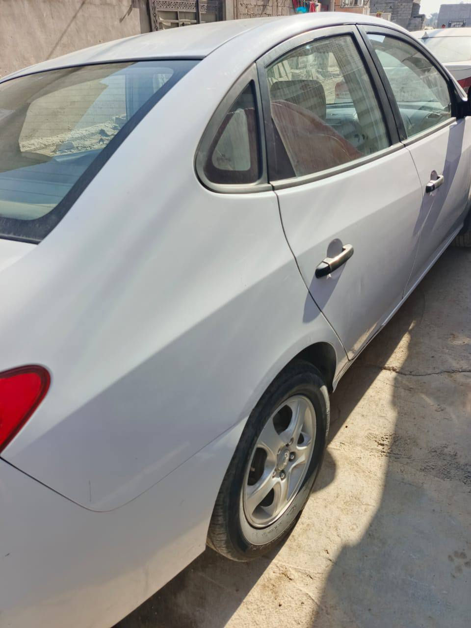 سياره موديل ٢٠١١بسمي مكفوله من الصبق الرقم مو هاذا هذا الرقم قديم لين قبل عشرة يوم شديت رقم جديد  العنوان صلاح الدين الدجيل منطقة العجيليه قرب النحلات رقمي ***********
