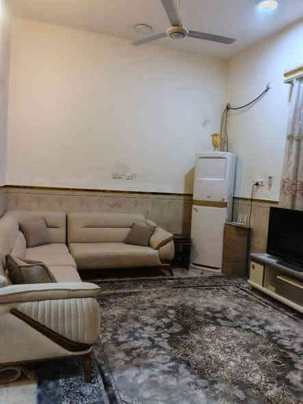 #اللهم صل على محمد وآل محمد 

 #دار سكن حي 36 طابق واحد مقابيل كاظم عزوز

#المساحة 200 متر 

#تفاصيل الدار 
الطابق الاول 
غرفتين وصالة كبيرة وبراني كبيرة ومطبخ وصحيات داخلية وخارجية 

السعر 175 مليون مع المجال الدار مطلوب 20 مليون تحول على المشتري او تسدد في حال رغبة المشتري 

_______________________________
لشراء ومعرفة السعر يراجع مكتب الناجح للعقارات الكائن في السماوة 
حي الحكم قرب مرطبات فستقه أو مراسلتنا ع الخاص او الاتصال ع الرقم التالي 
*********** بي واتساب 
*********** بي واتساب
 علمأ دوام مكتبنا من 9 صباحأ  ولغاية 10 ليلأ  
مصطفى للعقارات
