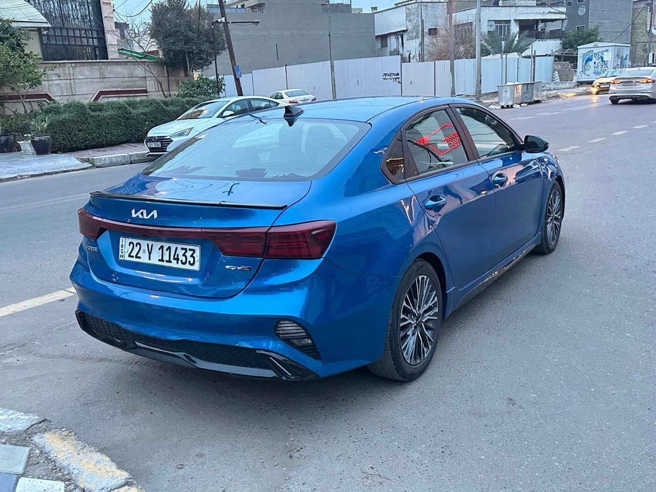 السلام عليكم للبيع كيا فورتي وارد أمريكي جيتي لاين موديل 22 حادث موضح بالصور صبغ بابتين وقبق الصندوق بجم كبس فول مواصفات مكينه 2000 دوش مكاني بغداد الكاظميه رقم التليفون ***********
