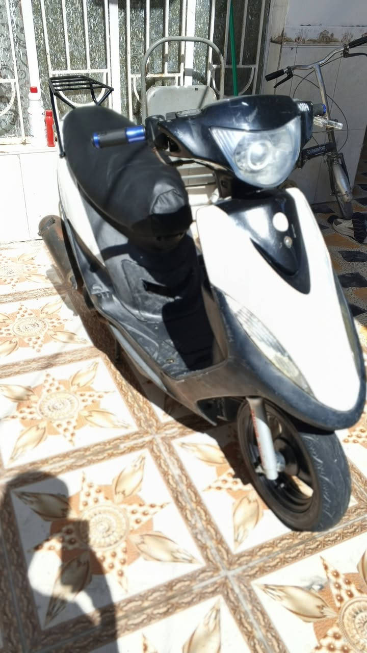 سلام وعليكم
دراجه ماكس عدله دراجه جديده مانقصهاا شي كهربائيات كلهاا شغاله سلف وهندر نكره وحده تشتغل دراجه مفتوحه نهضه ومعدله دبل امامي رياضي دراجه كلهاا ختم واحد السعر600 وبيهاا مجال مكان البصره قضا القرنه 
***********
