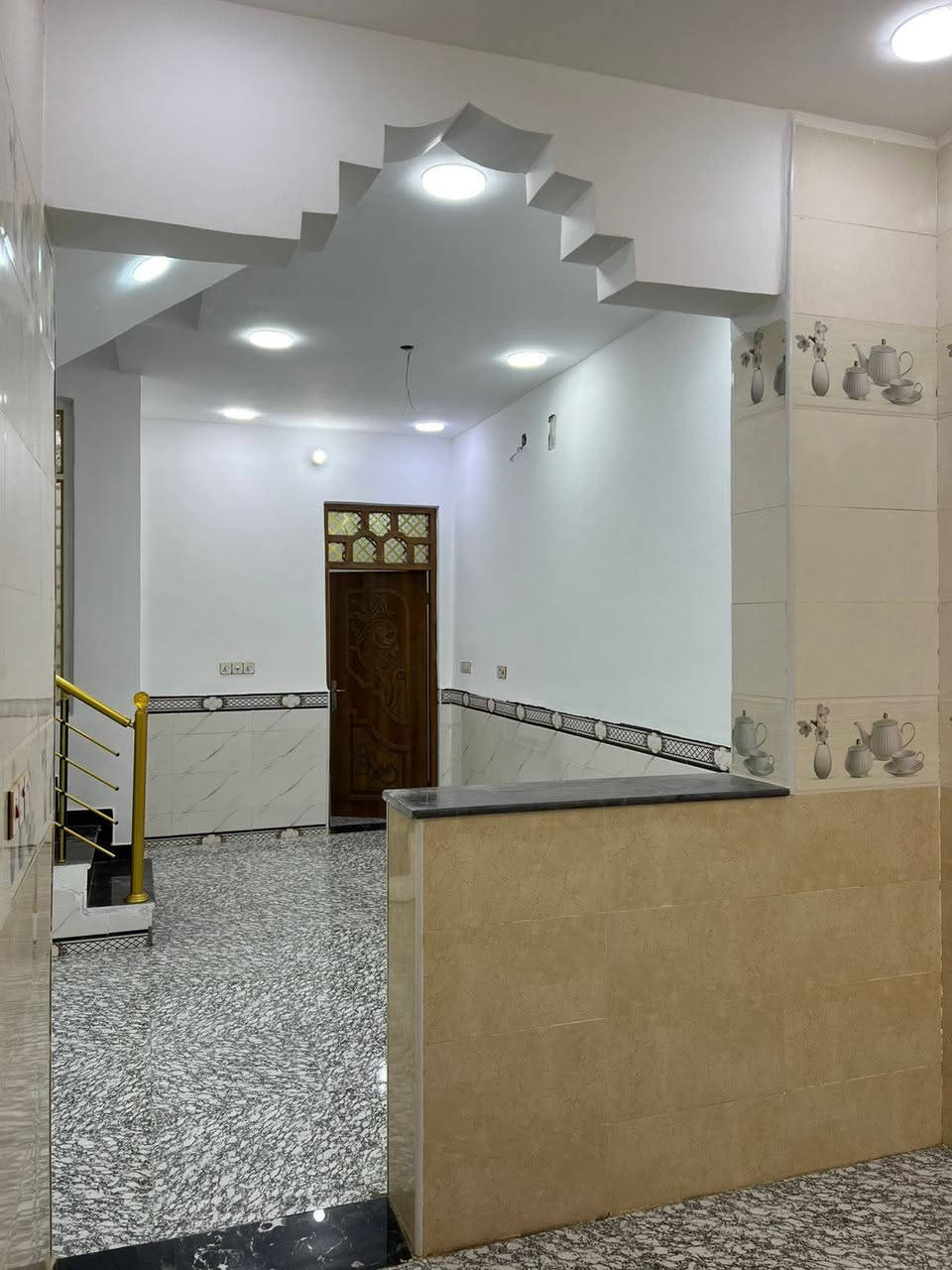 دار للبيع حي الغدير قرب الفلكه مال قاضي المساحة 100متر الإستفسار تصال ***********
@إشارة
