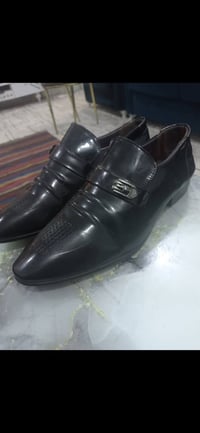 حذاء • قياس ٤٦ • ماركة