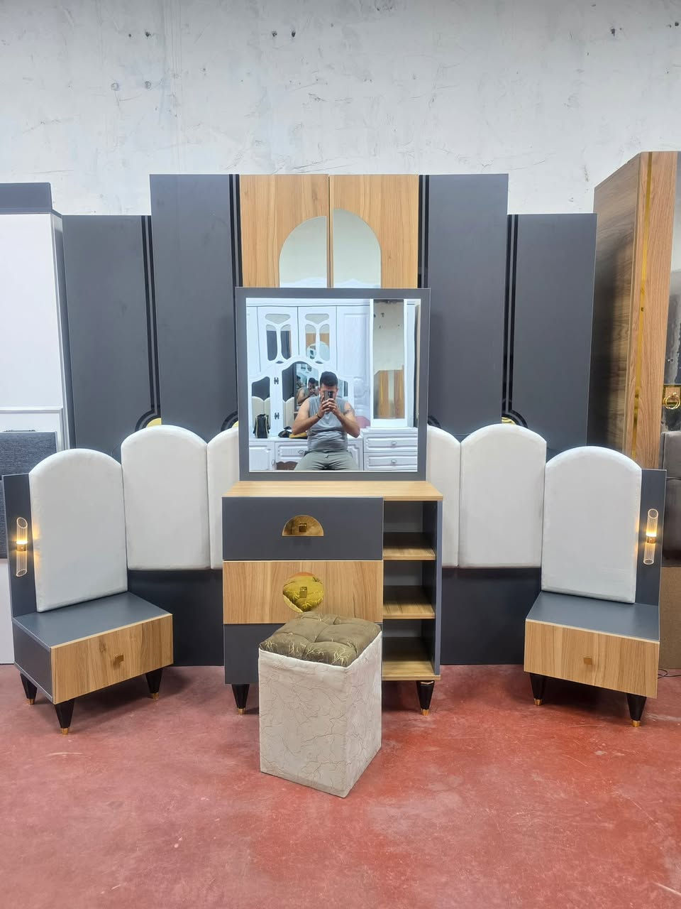 💎💗 غرفة تركي مستخدم
🛏️ 6 قطع كاملة
💯 نظافة 99%
نضام هدروليك 
🚪 نظام أبواب مرتب
💸 السعر خاص
🪛 شد مجاني
🚚 نقل مجاني
💎


**إذا كنت صاحب هذا الإعلان وتريد حذفه لأي سبب، رجاءا أرسل رسالة إلى الدعم الفني**
