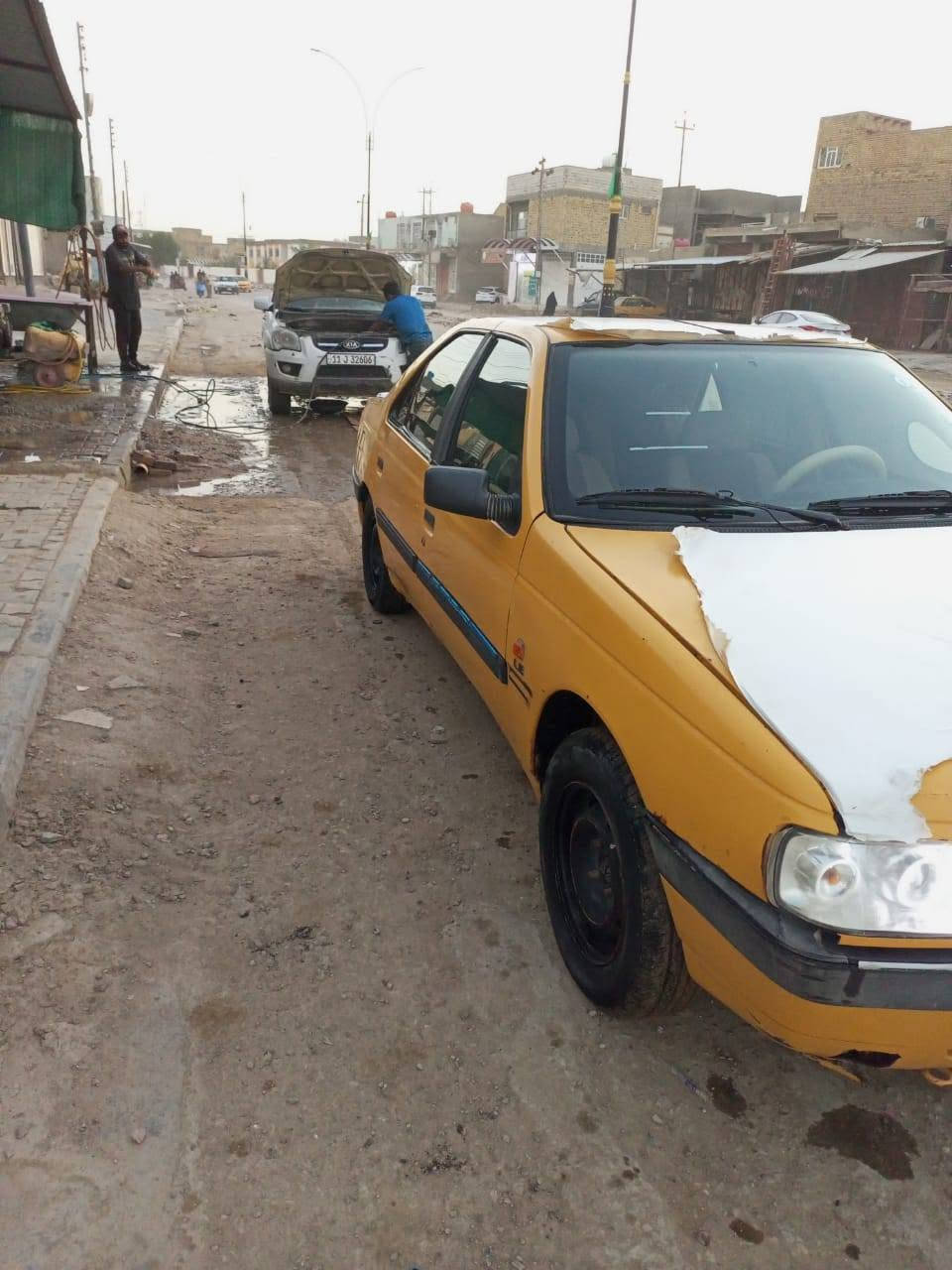 السلام عليكم ورحمه الله وبركاته بيجو وبارس 405 الموديل 16 سياره جاهزه تبريد شغال تايرات جدد صدر جديد سياره باسمي مداور ثاني يوم *********** مكان ديوانيه السعر نهائي ب 25 متوازي على بيعتها عندي مريض الله شاهد
