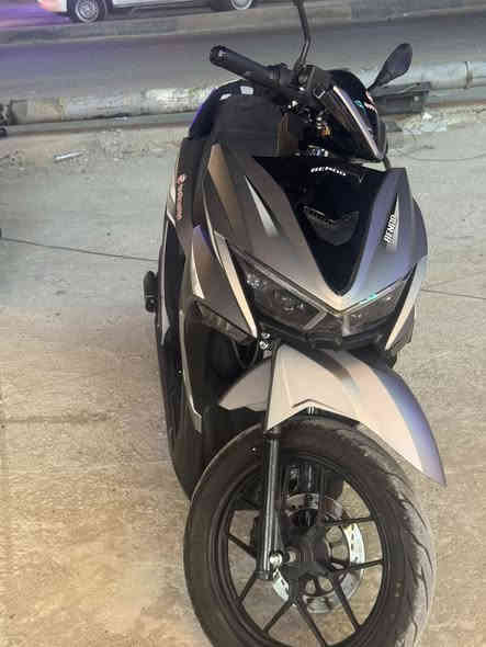 السلام عليكم
دراجه شحن نوع PCX موديل 2025 

ملف 1800 واط

بطاريات عدد 6 كل بطاريه 32 امبير

تشغيل عن بعد وسويج

سماعه بلوتوث

دبل اشاره 

لايت زنون عالي ناصي

ستاند صفح كهرباىي حساس

بيها نظام البارك
السعر 750الف

مكاني المنصور ***********
