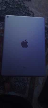 آيباد ٩ • ٦٤ • قفل