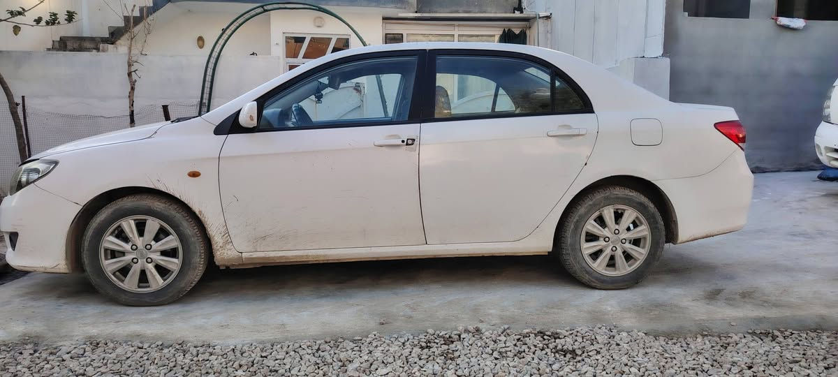 BYD 2014.  
فول فول مواصەفات بەشەرتی غەرامەو تەحویل. 
شوێن: سلێمانی. ***********
             ***********.  
نرخ: 50 و معامله
