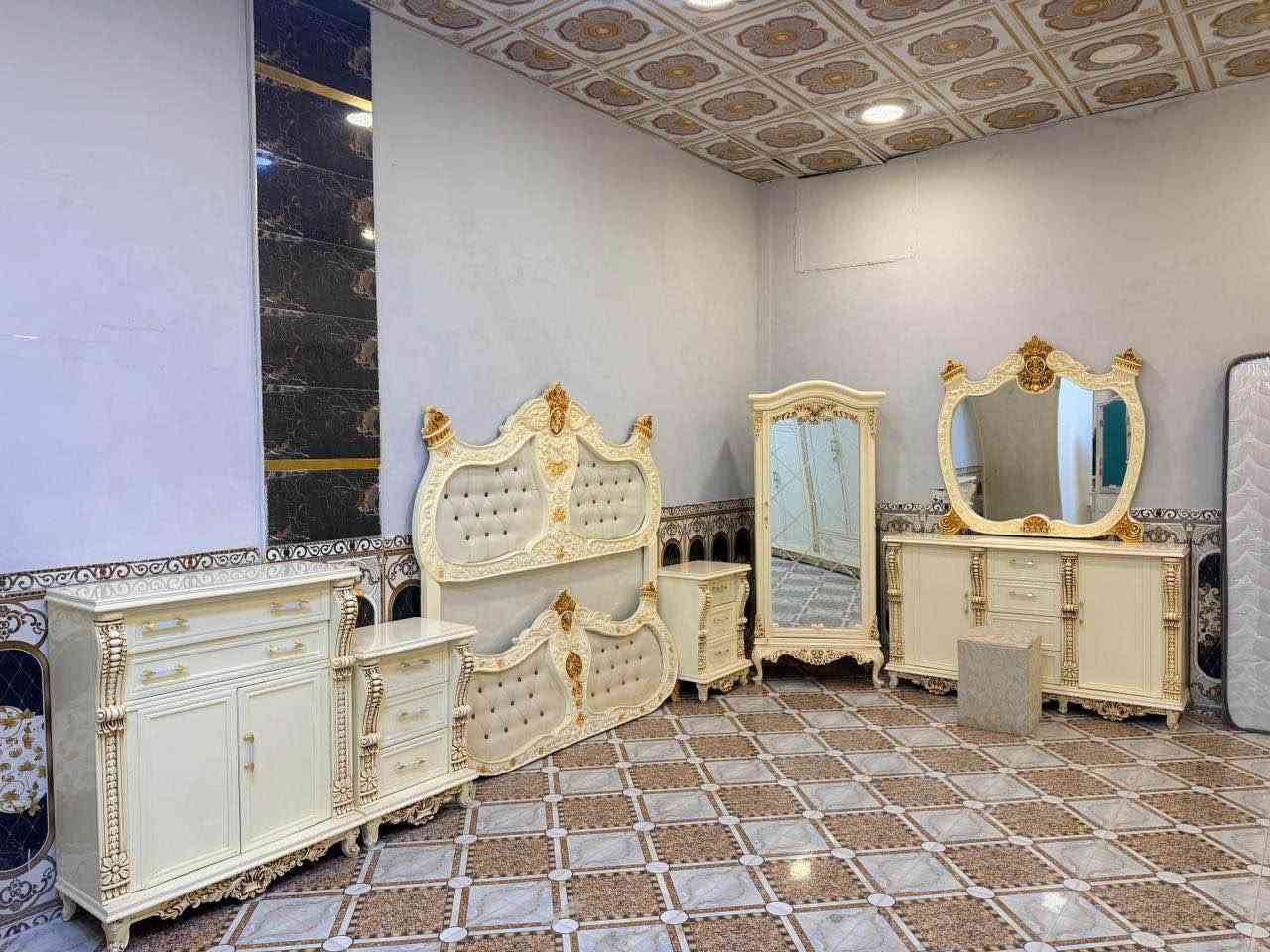 يعلن (معرض الجشعمي ) 
غرف نوم للبيع بالنقد  والتقسيط 
غرفة نوم صاج عراقي 

 للأســتفسـار
‏***********
‏(واتساب) 

كافه الموظفين الذين يمتلكون ماستر كارد
#للموضفين الدوله- والجيش - والشرطه - والمتقاعدين - 
 
او زيارة موقعنا 🚗
 
#العنوان
الانبار- الرمادي-التاميم - القادسيه الاولى شارع المشاتل - قرب ركن المدينه الرمادي, الأنبار
