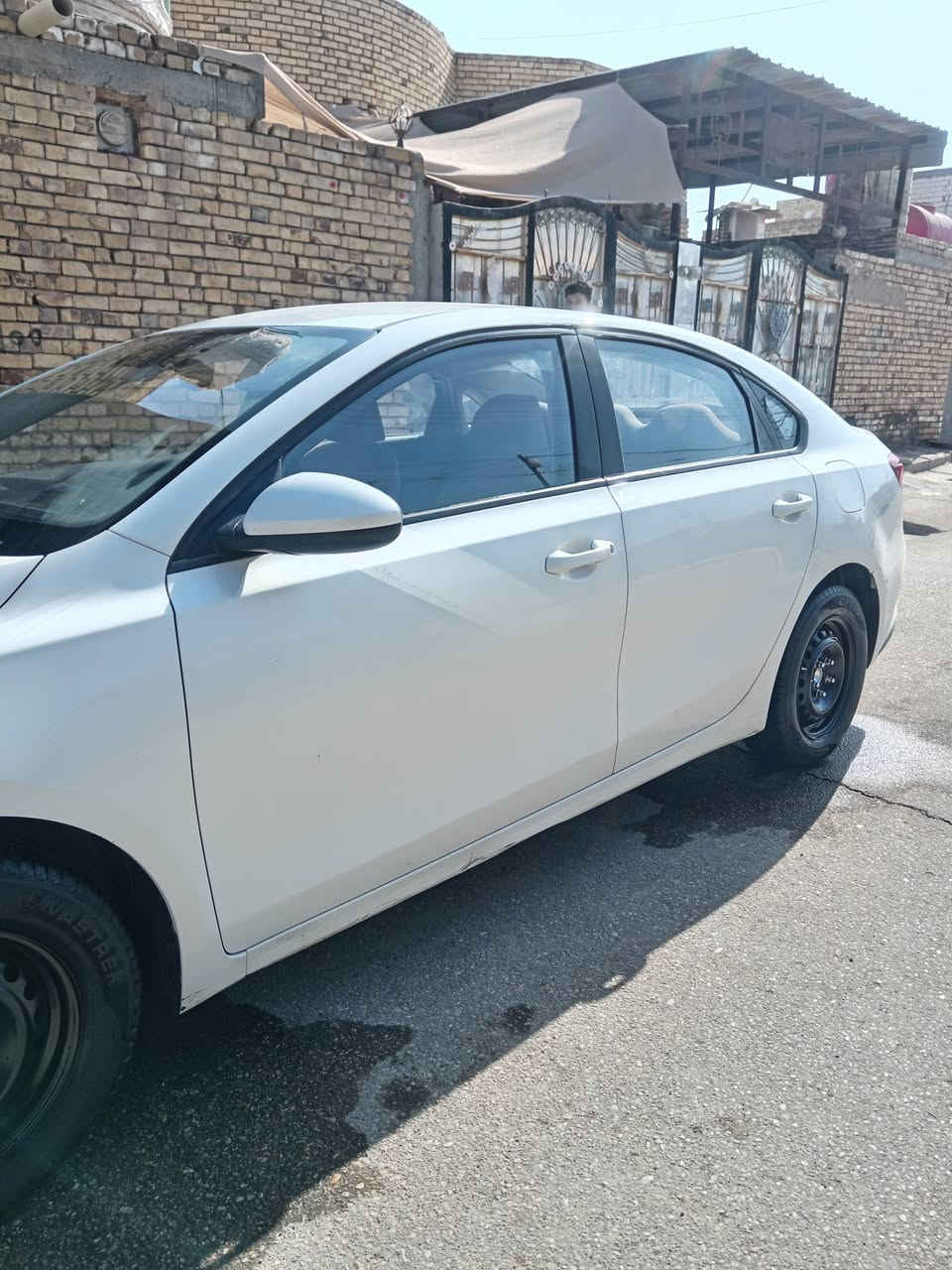 سلام عليكم
سيراتو 19 خليجي مكفولة من الفتح والتبديل والصبغ بيهة بارد قليل ماشية 125 
محرك 1600 كيرAT المرغوب
سياره جاهزة تبريد تدفئه كهربائيات كلهه شغاله حدادية كير محرك بل كارتون حساسات خلفية كامرة تحكم ستير  تخم تاير داخل لونين السيارة نضيفة بمعنى الكلمه رقم اربيل شرط التحول 
مكاني ناصرية  السعر خاص
وهاذة رقمي ***********
