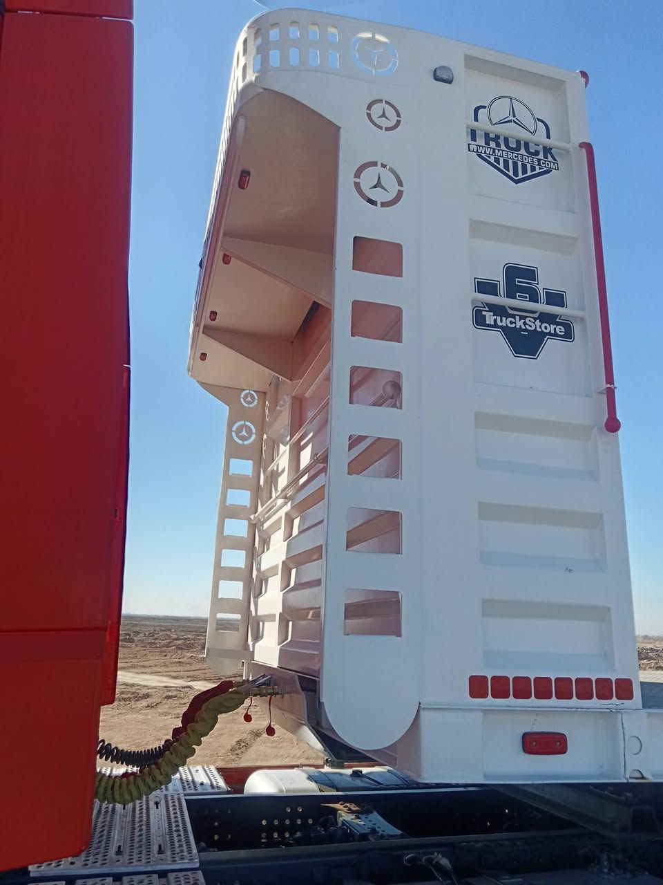 سلام عليكم عربانه البيع طول ١٣ وربع مكفوله من كلشي /***********
