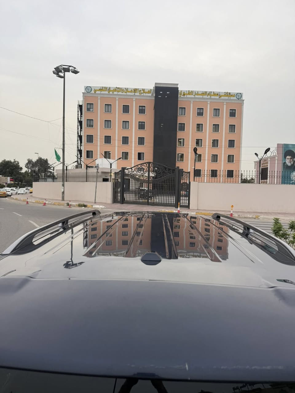 السلام عليكم
مره رخصة الأدمن المحترم 

للبيع او المراوس نيسان ارمادة محدثة باترول اعلى فئة اصل ارمادة 

سنوية مكتوب ارمادة 2020 

كلشي موضح بالفديو 

وارد امريكي 

السعر 287 وبيه مجال 

مكاني شارع فلسطين 

اتصال *********** واتساب واتصال
