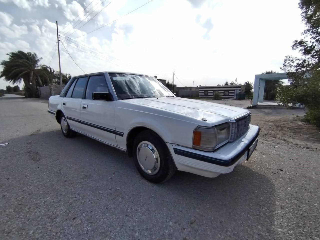 للبيع سوبر موديل 85 كير ومكينه محور بطه 3000 رقم بغداد نكليزي سنويه ال 30 حداديه  وتخم تاير جديد كهربائيات شغاله عامه تبريد شغال مكان للناصريه الرفاعي سعر 55وبيها مجال ***********
