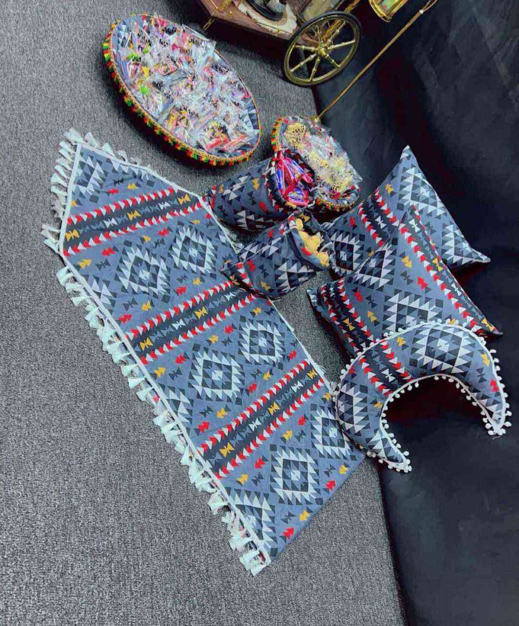 سيت ركن رمضاني
السعر 13 الاف فقط 
السيت 6 قطع

-هلال
-مفرش 
-كيس قطعتين
-وجه كوشة قطعتين كربلاء, العراق


**إذا كنت صاحب هذا الإعلان وتريد حذفه لأي سبب، رجاءا أرسل رسالة إلى الدعم الفني**