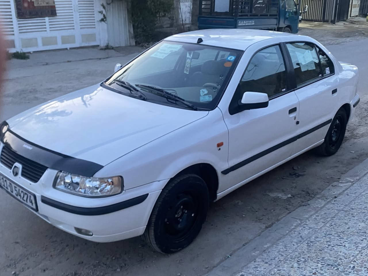 سلام عليكم سمند 2011سياره مكفوله من صبغ بيه بارد فقط باب الخلفيه *********** صدر جديد امام خلفي مكينه جديده تبريد شغال سياره جاهزه للخير سعر 48
