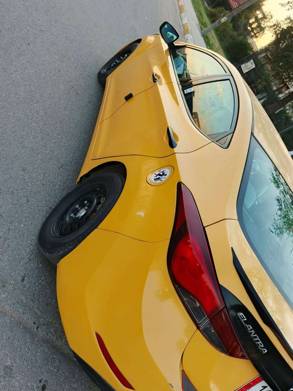 سلام عليكم النترا2016رقم بغداد  السياره كلش جديده قطعه وحده فقط ليبل واحد كلها السياره بدون دواخل بدون ايرباك شرط كير ومحرك وحداديه كفاله تخم تاير جديد مال جناي جاهزه الاخير مكينه2000دوش السياره كلش جديده 
تبريد ثلج تدفئه شغال دوشمه جديده شرط 
السعر105وبيها مجال 
الاتصال***********
مامتواجد بلخاص 👆👆
مواصفات السياره 
تحكم استيرن 
نصام ايكو 
اشاير بلمري 
شاشه صغيره 
كامره
