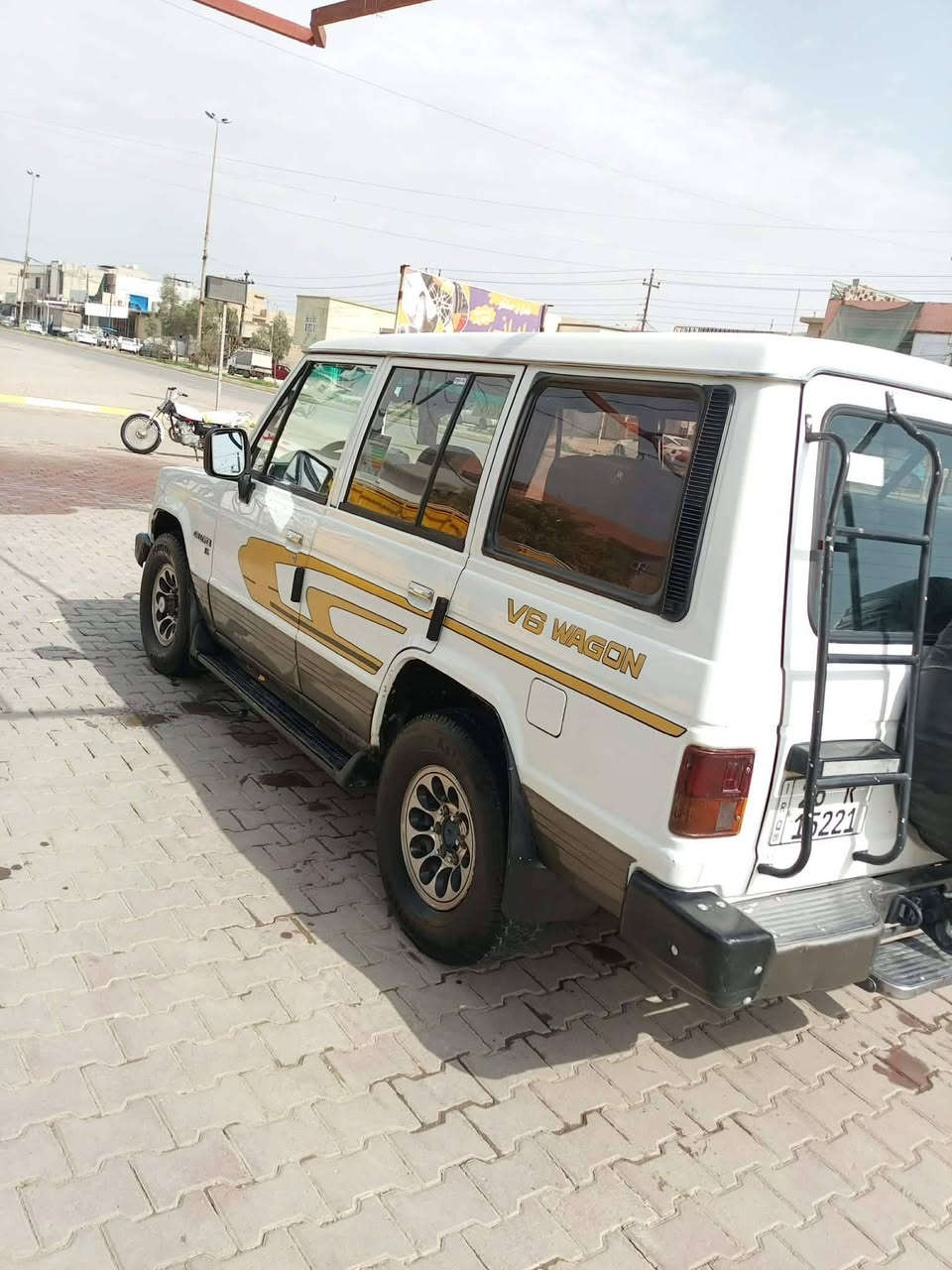 كالوبر البيع موديل 97 كول شريكه بسمي بانزين مكاني كركوك سعرها 55 الي شراي يخابر ***********
