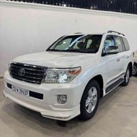 لاندكروزر GXR • ٤٠٠٠ V6 • ٢٠١٥