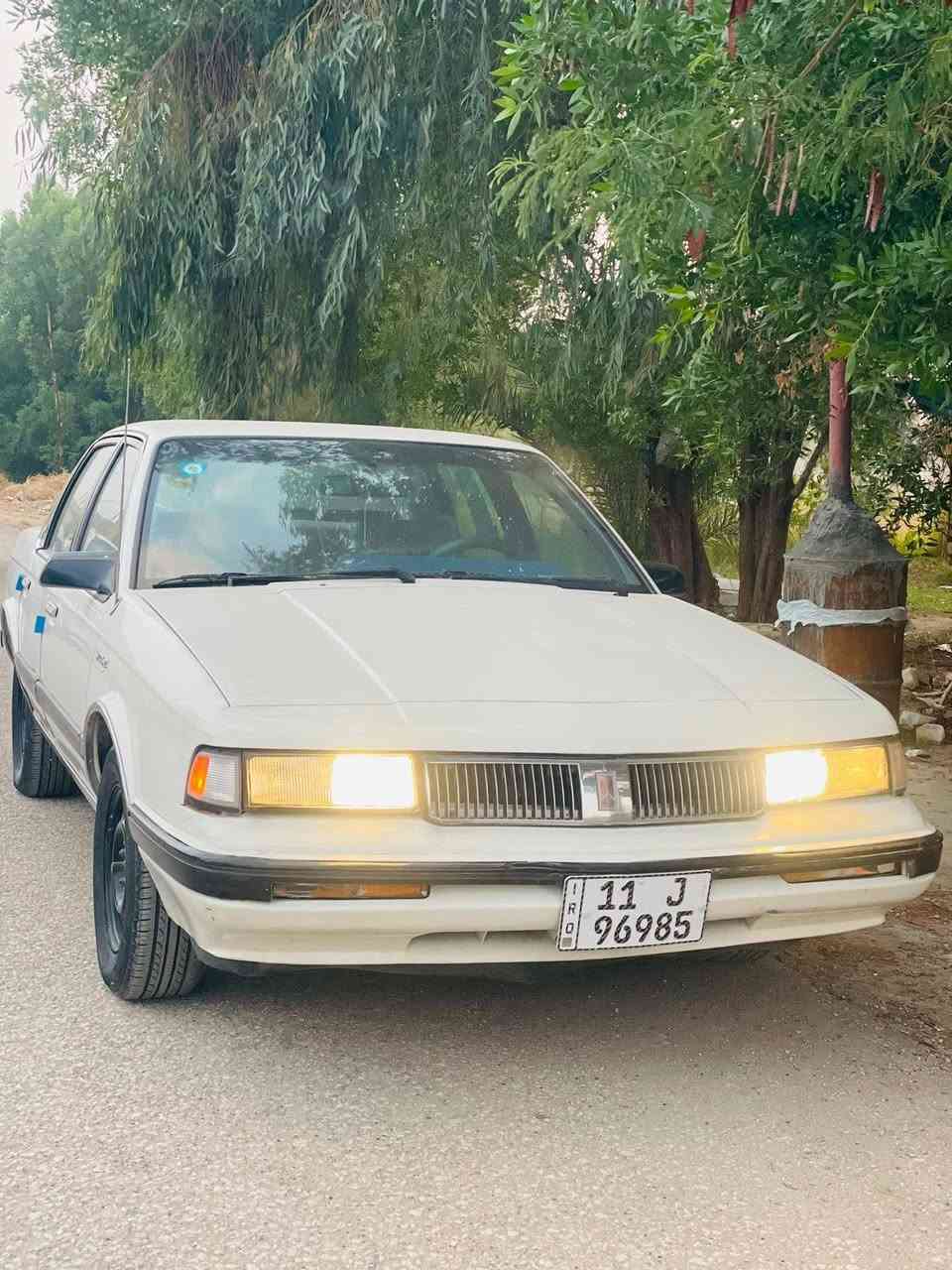 اولدز موديل 90
سياره كير و مكينه حاوية و صدر و دبلات جديد 
تبريدها ثلج 

السيارة بسمي تحويل ثاني الرقم جديد 

مكان السيارة بغداد العامرية 

سعرها ب52 و بيها مجال 

للاتصال أو الاستفسار  ***********
