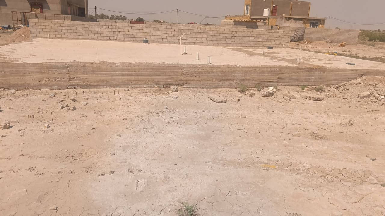 السلام عليكم نص دونم للبيع بيهه رفته بحي الحكيم الثانيه للستفسار ***********
