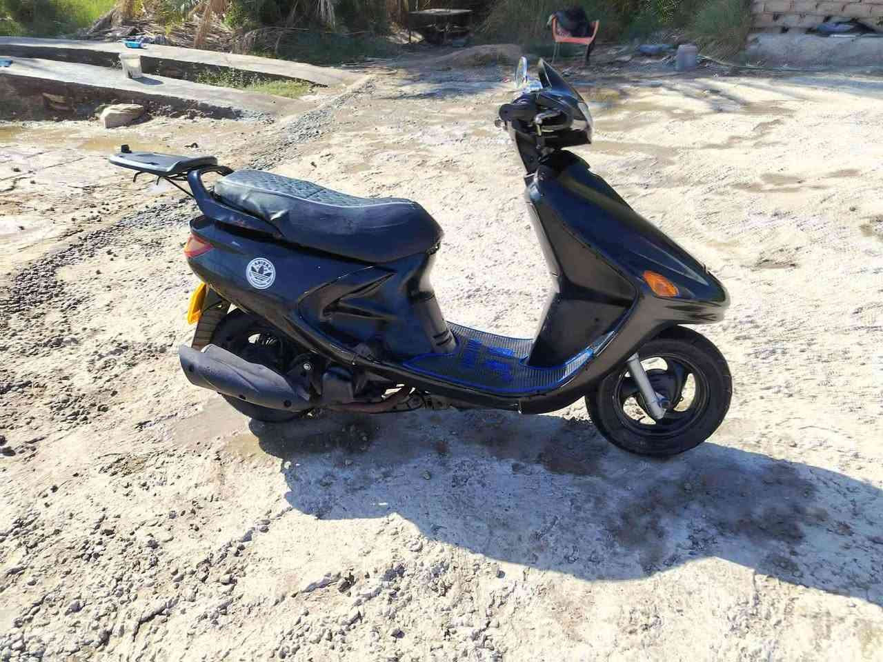 السلام عليكم ورحمة الله 
دراجه فراشه للبيع 
دراجه شوفت عينك ماناقصه اي شي دراجه مكينته ناعمه كلشي شغال كهربائيات سلف عوزه باتري هندر واحد تشتغل 
تجي تشوفه بعينك كلشي شغال السعر 300 بيه مجال 
التواصل خاص او اتصال على *********** بي واتساب
