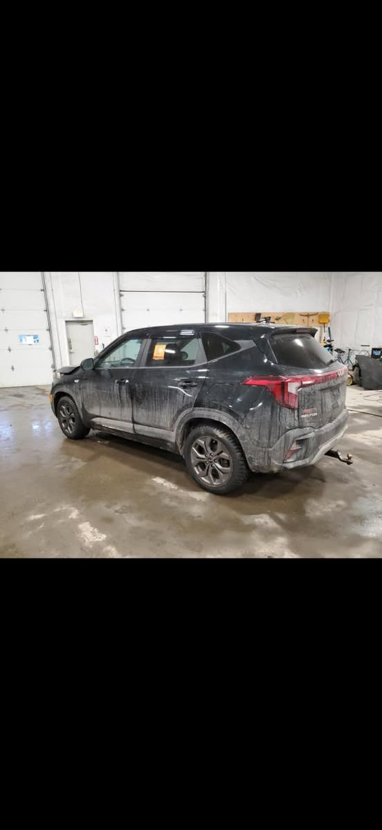 سلام عليكم
كيا سلتوز موديل 2024
وارد امريكي حادث فقط جاملغ ايمن
يرباك ستير الباقي كفاله بدون صبغ بدون شاصي بدون لغد
ماشيه 19 ميل
المواصفات
تبريد قطعتين
تحديد مسار
ويل كب
ابل كار باي
نظام الخروج عن المسار
شاشه متصله
رقم اربيل
تحويل وكاله
السعر 159
بي مجال بسيط
***********
