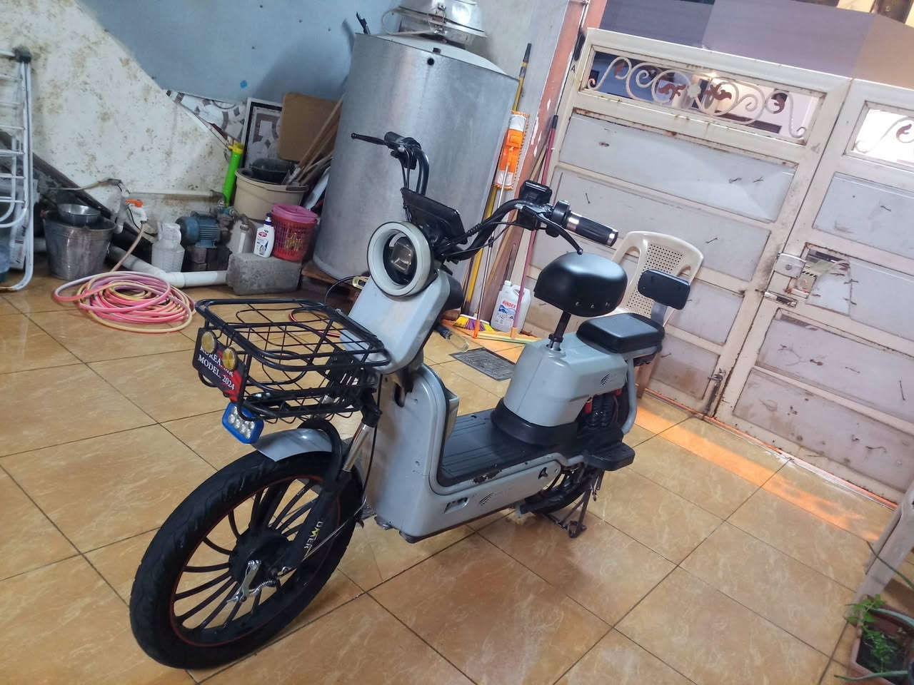 دراجه شحن بدون بطاريات ابيعه كوم حديد بصمه او تشغيل عن بعد كارت بس ابيعه كوم حديد سراي خابر *********** سعر 80 الف حجم 20
