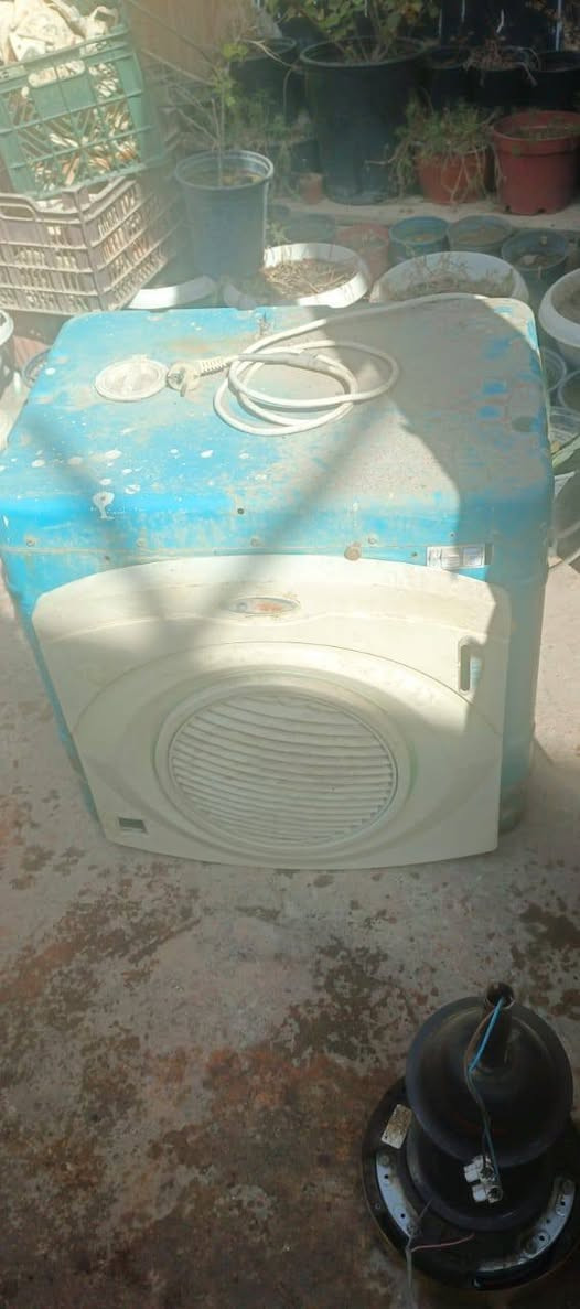 السلام عليكم
غراض مال بيت للبيع كلمن وسعره اني مكلف بلنشر 
هذ رقم راعيهن ***********
