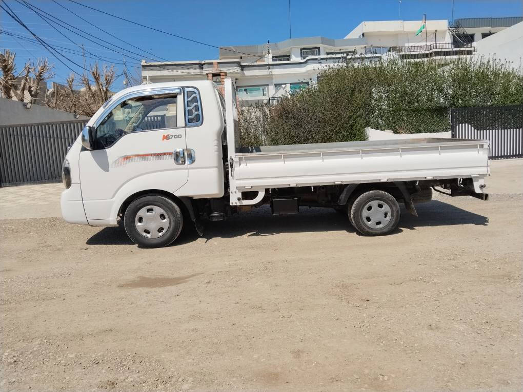 کیای 2700مۆدێل 2014نمونە یە لەجوانیا بێ بۆیاخ بێ لێدراوی گێڕومەکینەوعەکسلی بەشەرت سەنەوی تازەیە تا 2031 بەناوی خۆمانەوەیە چرکەی تیانییە شەش تایەی تازەیە هه موگیانی بەشەرت..ژ.م.*********** السليمانية, العراق
