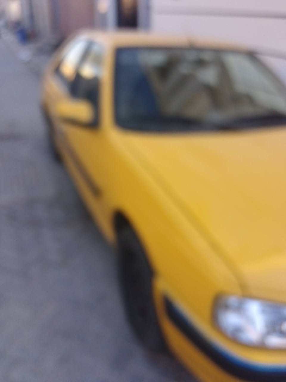 بيجو بارص موديل 2013 بيها ضربة بلصندوك وملاحظات    السعر 25وبيها مجال مكانه مدينه الصدر رقم الهاتف***********
