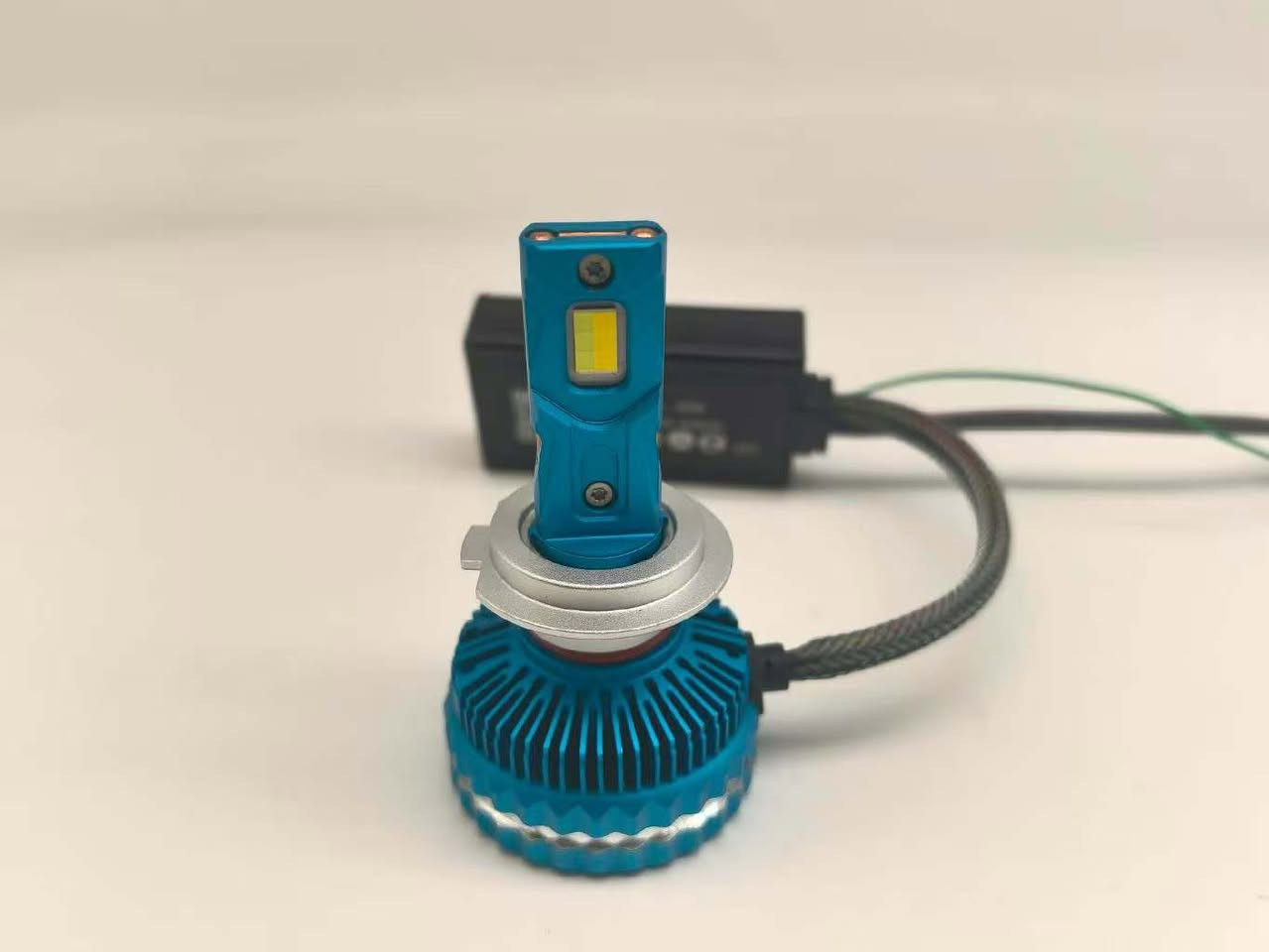 #carledlights #wholesalecarled #wholesale #H7LED


**إذا كنت صاحب هذا الإعلان وتريد حذفه لأي سبب، رجاءا أرسل رسالة إلى الدعم الفني**