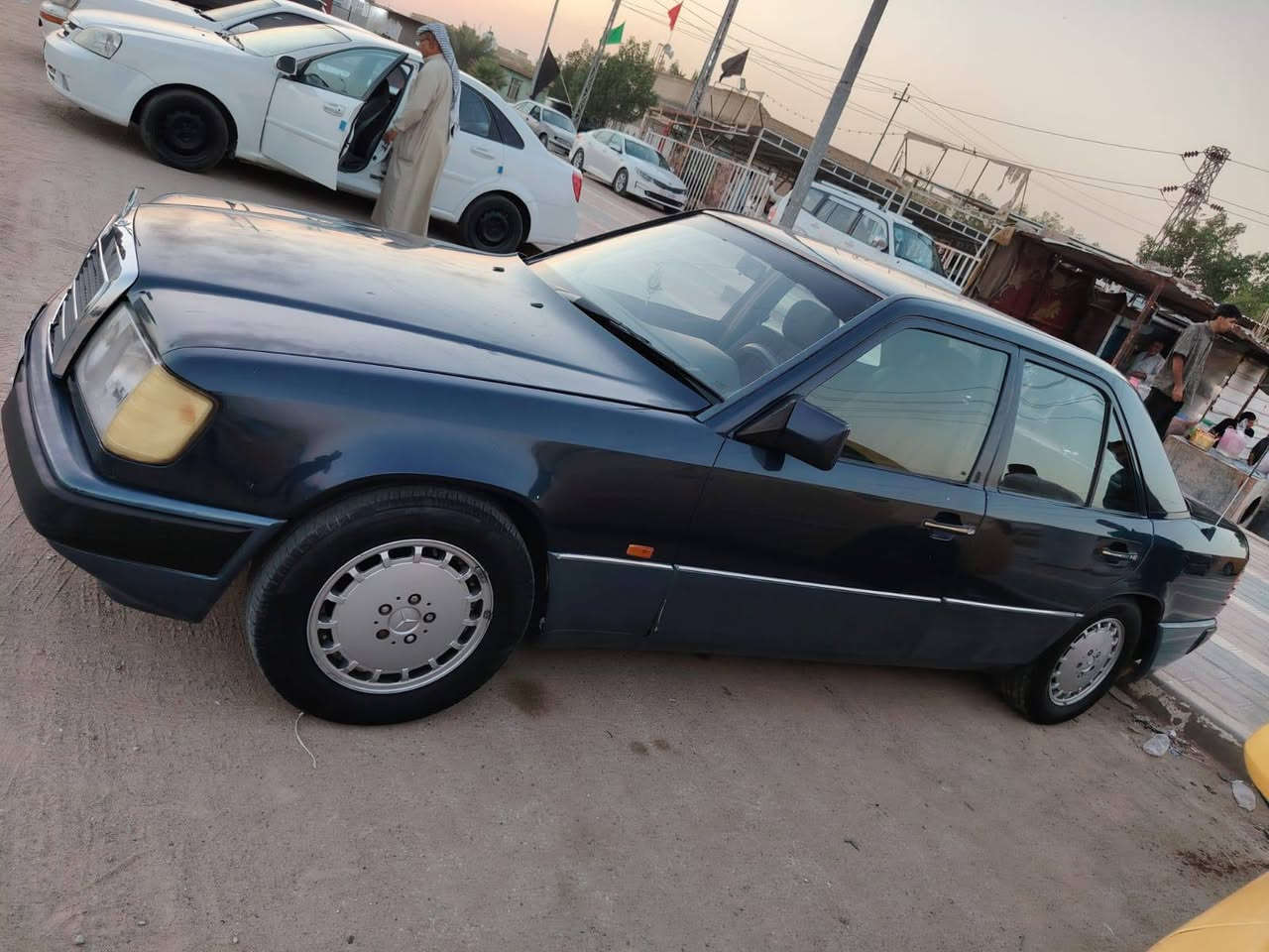 سلام عليكم
سياره مارسدس للبيع
حداديه تايرات كرهبائيات كله شقاله 
محرك بلاد خراطيم تبريد ثلج خير من الله 
سياره جاهزه من كلشي برقي ماعايزه 
رقم انبار تحويل ثاني يوم مكان ذيقار 
الغراف سعر 63 بيه مجال مامتواجد ع الفيس
***********
