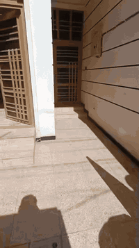 يوجد بيت للإيجار في حي المعلمين الثانيه بالقرب من جامع احمد البدوي للاستفسار الاتصال على الرقم *********** 
المساحه 150 م 
غرفتين نوم + صاله + مطبخ + حمامات + مسلك
