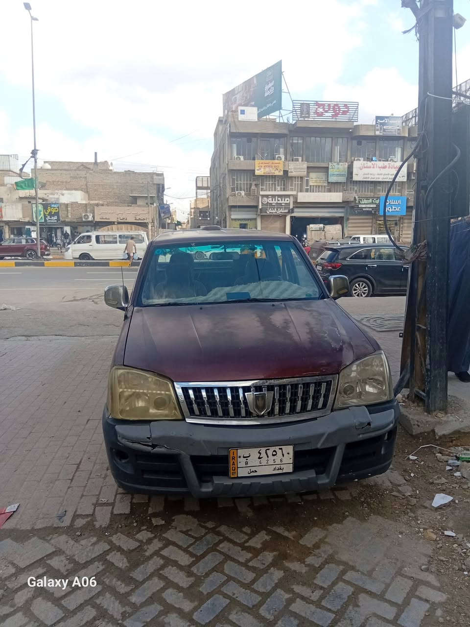 سلام عليكم بيكم جنبي موديل ٢٠٠٨ السياره حلوه ونضيفة ومابيها ضربة السياره مكفولة سعرها 77 مكان السياره بغداد مدينة الصدر قطاع 4 دور الموضفين مقابيل جامع سيد حسين للاتصال على رقم الهاتف ***********
