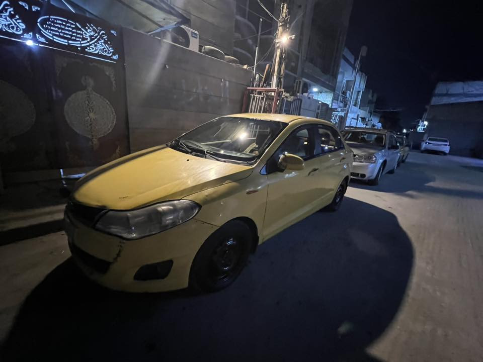 شيري فلاوين 2012رقم بغداد إنكليزي بسمي كير ومكينة كورلة الحديث 1600خير من الله صدر جديد الداخل جديد السيارة خير من الله تخم تاير جديد شاشة تاب العنوان بغداد السيدية ***********السعر 40بيع أو مراوس
