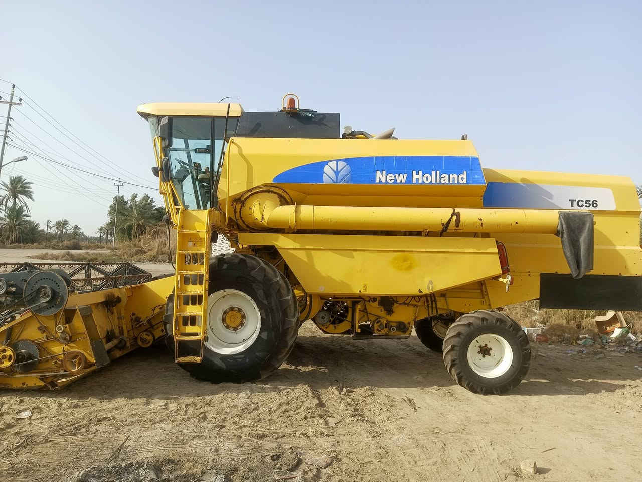 السلام عليكم للبيع حاصوده موديل 2006 فول مواصفات مكفوله من طق والحيم خمسه بلم دبل درام طبله 17 ***********
