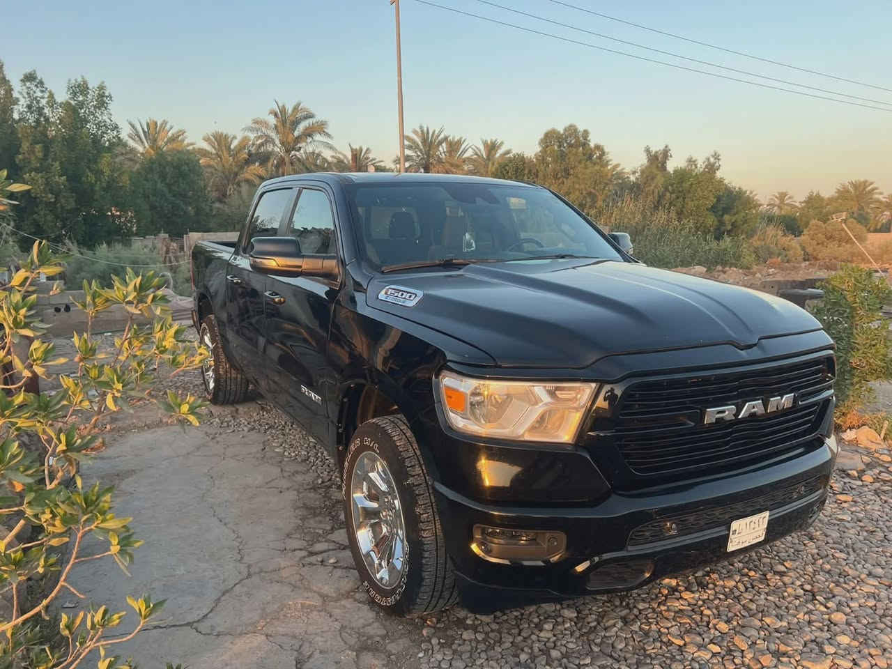 سيارة RAM 2023 فحص بغداد فول موصفات بس فتحة لا توجد هاتف ***********
