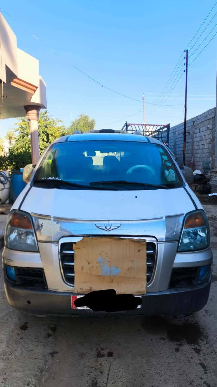 السلام عليكم استاركس ٢٠٠٦ بغداد رقم انكليزي سياره جاهزه الشاصي اليمنه مبدل شركه بيهه ظربه بلجهه اليمنه مصلحه درجه أوله دوشمه داخل حلوه صدر جاهز ***********
