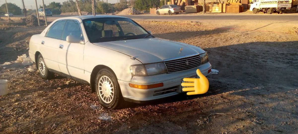 سلام عليكم ورحمة الله وبركاته
كراون بطه 

موديل ٩٣ 

رقم انكليزي انبار نافذ ل سنه ٢٠٢٩

مكفوله من الكص ونقل جثه 

كفاله كير ومكينه 

السعر ٤٣ وبيها مجال 

مكانها النجف الاشرف المشخاب 

التواصل ***********
