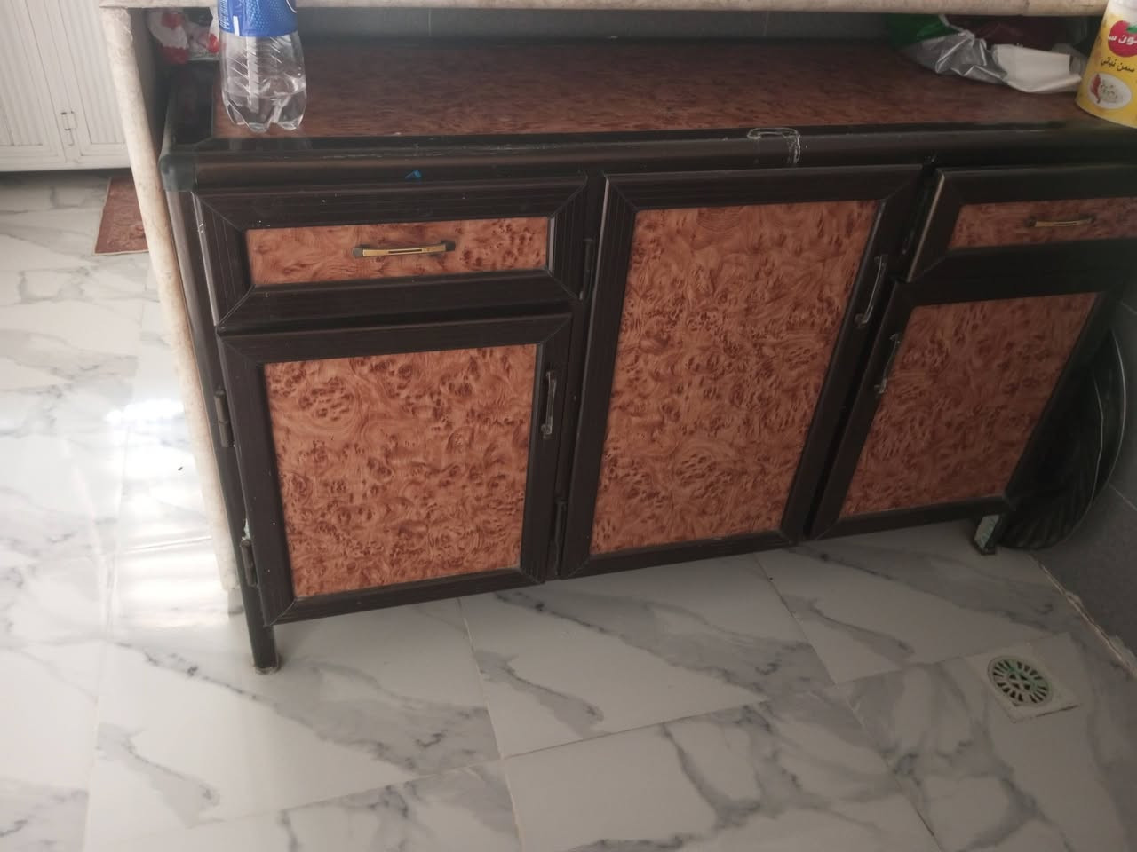 عندي كاونترات للبيع جوزي منضدي متر ونص والابيض سنك مترتين


**إذا كنت صاحب هذا الإعلان وتريد حذفه لأي سبب، رجاءا أرسل رسالة إلى الدعم الفني**