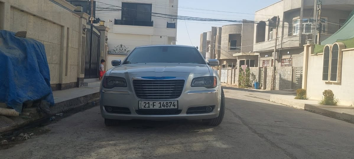 أوباما  كرايسلر 12 گير عصا محرك وگير وتبريد وتدفئه وگشر وكلشي جااااهز وارد كندي فول ومكفول جاهزة من جميع النواحي السعر 150 وبي مجال للجادين 

  واتساب واتصال للاستفسار ***********

