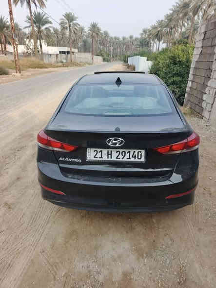 السلام عليكم
النترا 2017 وارد امريكي فول مواصفات 
بصمة + فتحة سقف + رادار جانبي + تحكم كشنات كهربائي وتدفئة كشنات + شاشة وكامرة دوارة وباقي المواصفات معروفة

السيارة حادثها بسيط بالجاملغ الخلفي موجود السونار مرفق مع صور السيارة سنوية لغاية 2029 
السيارة مسويلها ادامة كاملة تبديل نوزلات وبلكات ومجاول وعبوة فيتبم موبز ( قطرة دوانز بالبانزين العادي ماكو ) 
مبدل نص محرك وشغل اصلي مو تلزيگ وخير من الله السيارة 
حدادية قبل شهرين مبدل صدر امامي جديد

مكاني بغداد / قرب الجزيرة السياحية

السعر 128 وبيها مجال 

 ***********
  ***********
