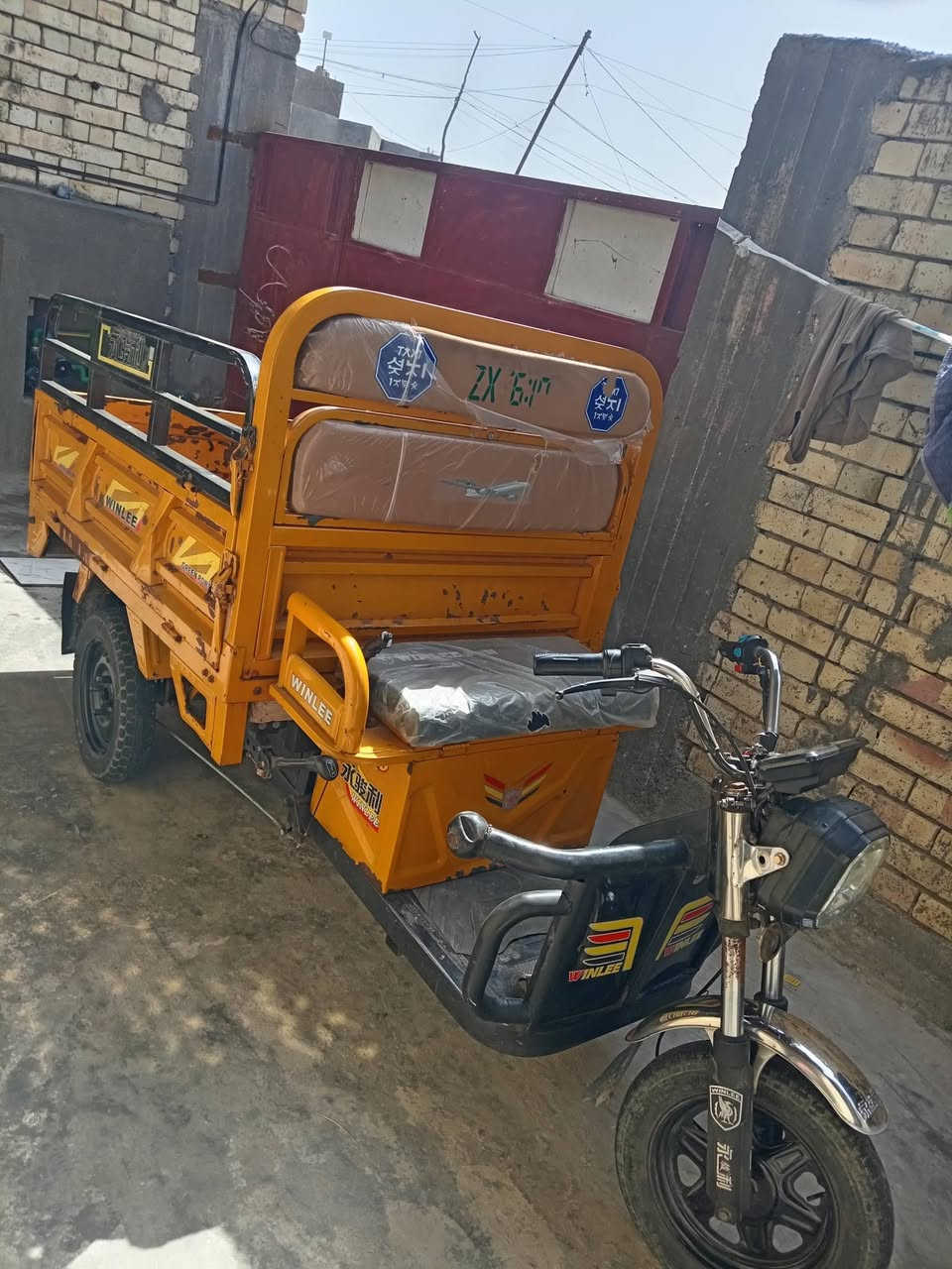 السلام عليكم ستوته للبيع بطاريات ٥ بتنامي ٣٢ أبير الوحده 
*********** سعر خاص
